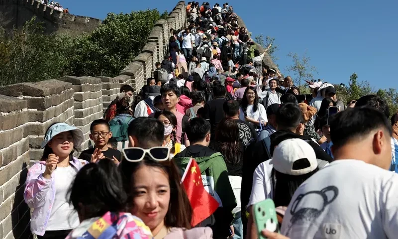 China scraps visa requirements for two more countries