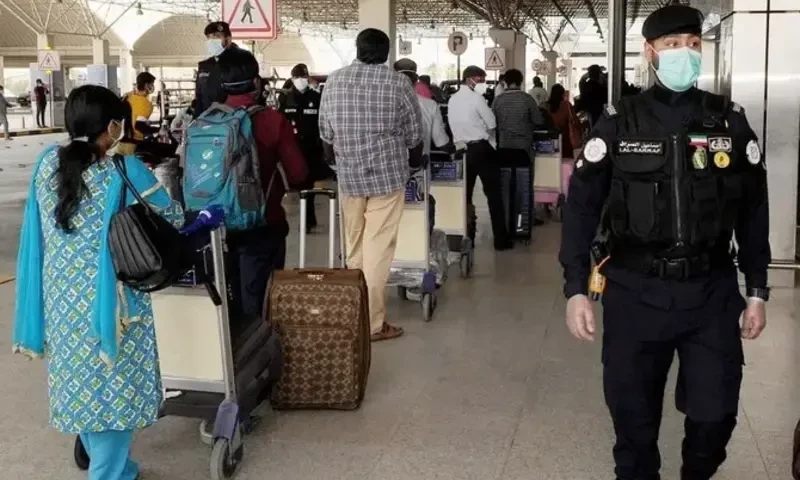 Kuwait to deport illegal residents as fine-for-amnesty scheme halted