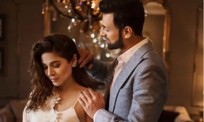 Ayesha Omar says relatives still believe she is married to Shoaib Malik