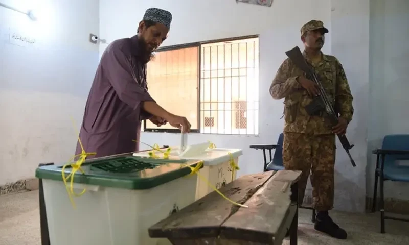 Army to deploy troops in polling stations during Feb 8 polls