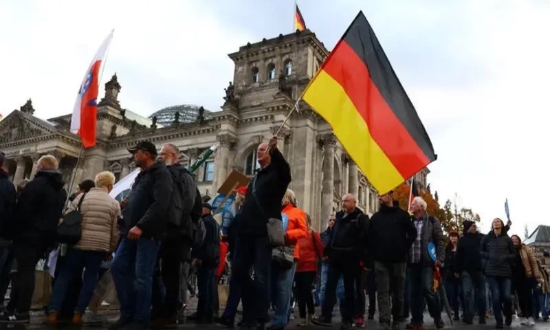 Germany announces temporary visa relief for Israelis amid Gaza war