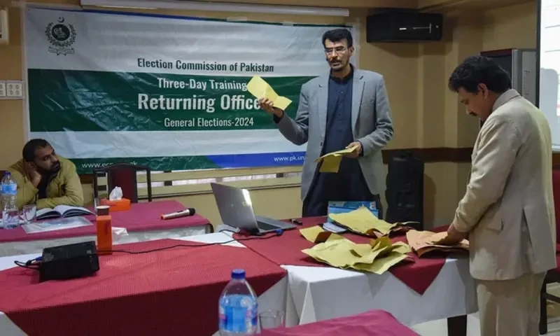 ECP removes DI Khan returning officer over abuse of power