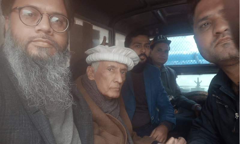 Hammad Azhar says father arrested from Lahore