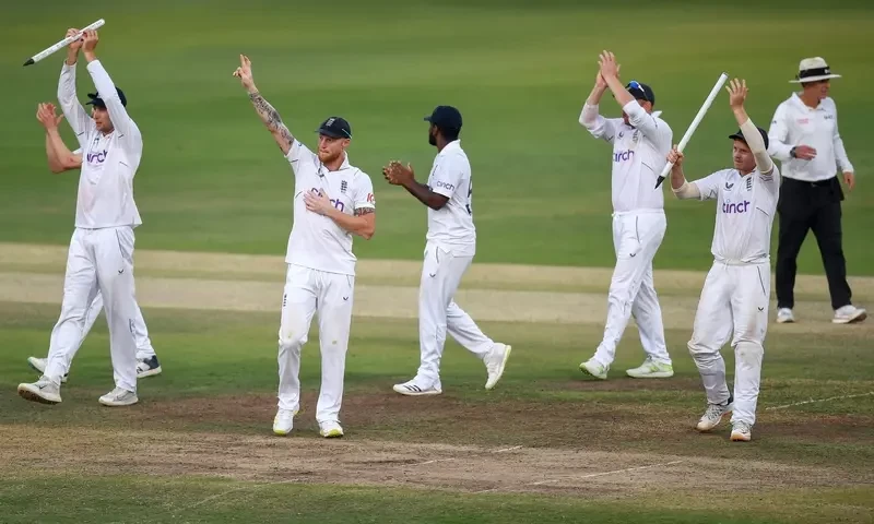 Hartley leads England to victory against India in first Test