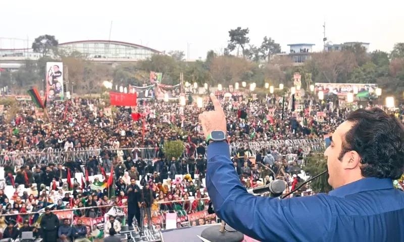 Bilawal takes a dig at Sharif over trying for fourth term