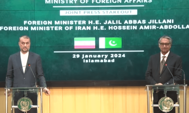 &lsquo;Third countries&rsquo; supporting militants around Pak-Iran border : Iranian FM in Pakistan