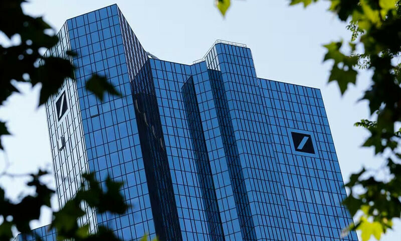Deutsche Bank to cut 3,500 jobs, buy back shares as profit falls
