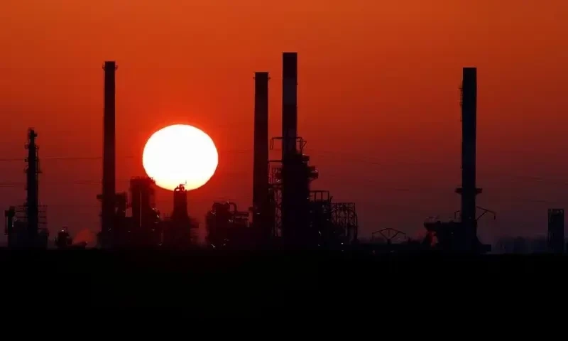 Oil prices gain after OPEC+ maintains output cuts
