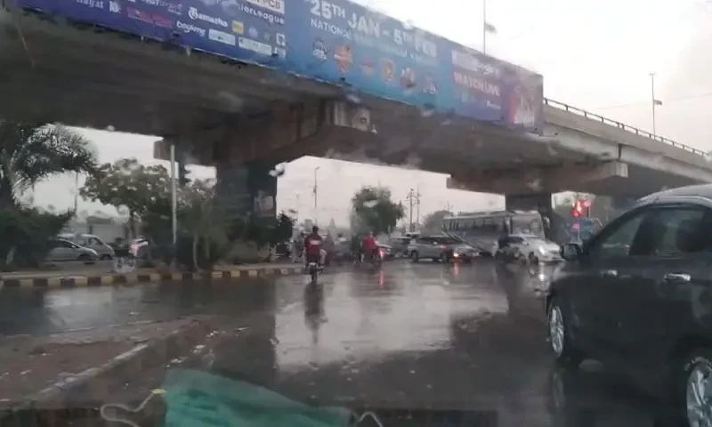 Rain turns weather pleasant in Karachi