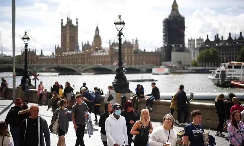 UK expands travel authorisation scheme to more countries