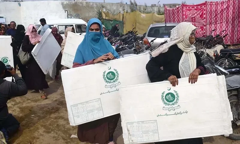 Tensions in Karachi&rsquo;s Safoora Goth NA-235 polling station