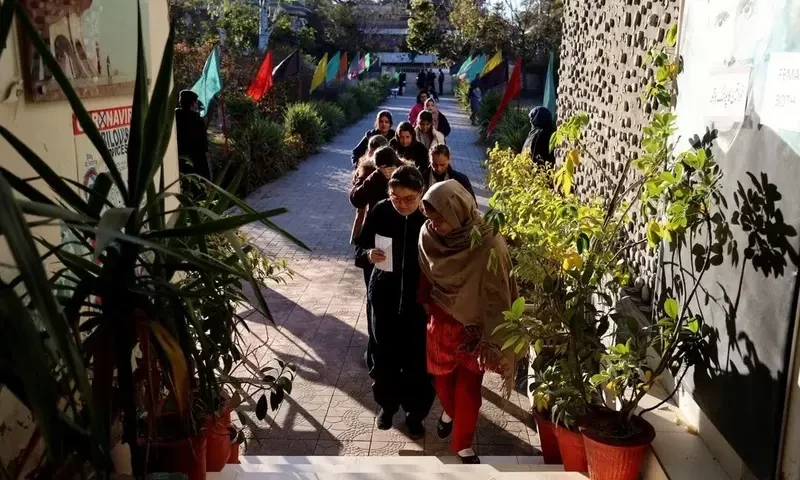 Internet, mobile phone services suspended during Pakistan elections