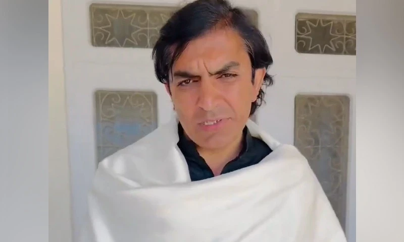 Former MNA Mohsin Dawar injured in firing in North Waziristan