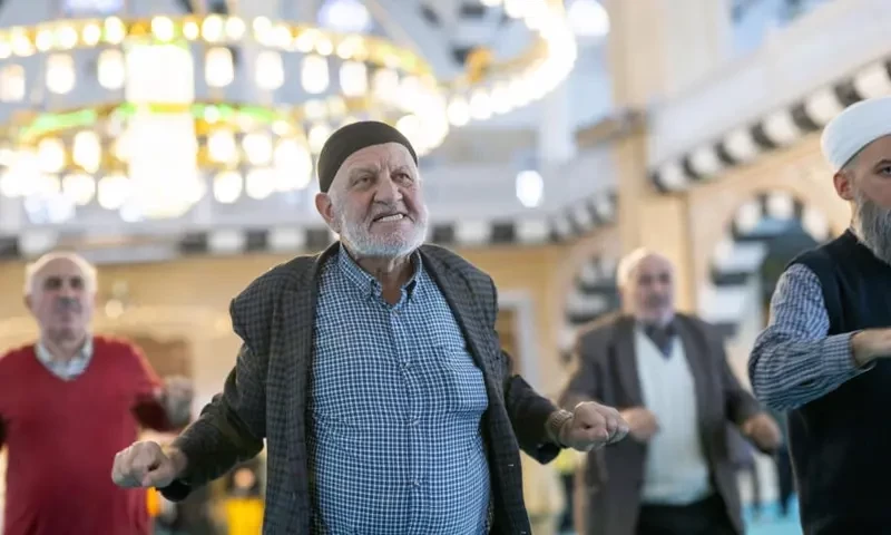 Istanbul mosques convert working class faithful to sport