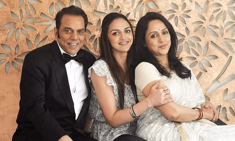 Dharmendra and Hema Malini react to daughter Esha&rsquo;s divorce