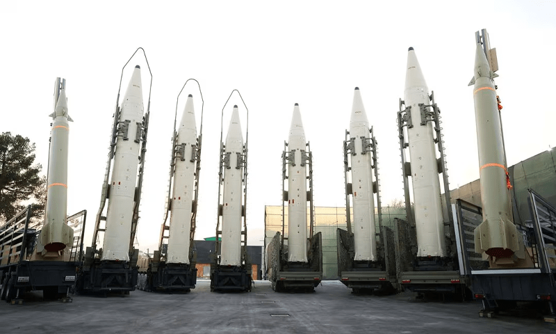 Iran sends Russia &lsquo;hundreds&rsquo; of ballistic missiles