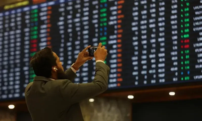 PSX sheds over 300 points before closing