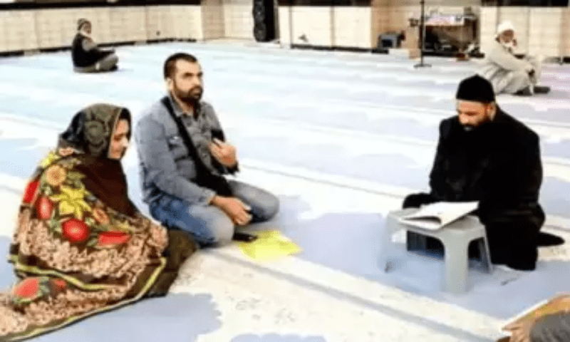 Sikh girl arrives in Pakistan from India for marriage