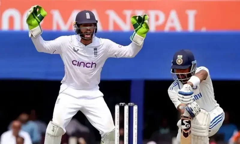 India beat England by five wickets to clinch Test series