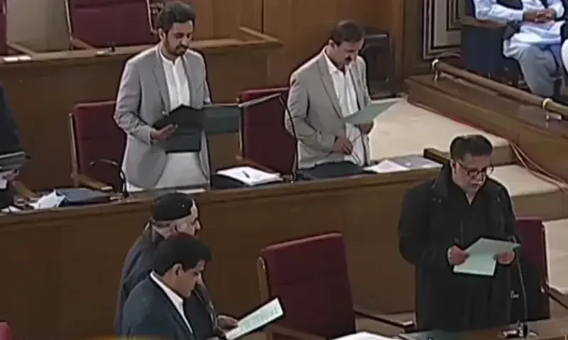 Balochistan Assembly newly-elected lawmakers take oath