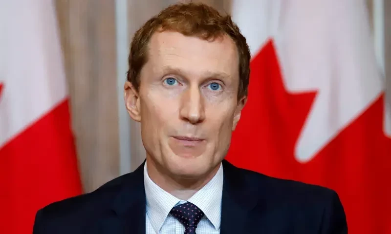 Mexicans will need visa to enter Canada