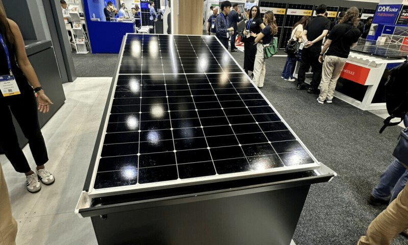 &lsquo;Anti-dust&rsquo; solar panel launched by Chinese Company Longi