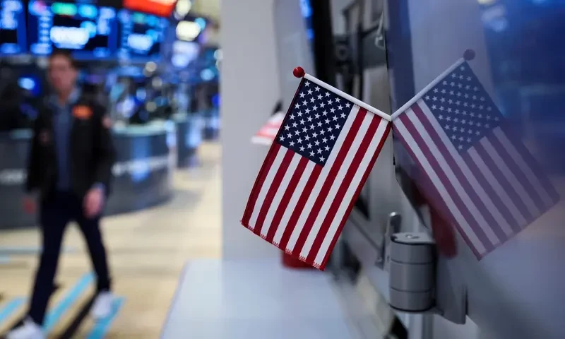 US senators demand more visas for Afghan allies