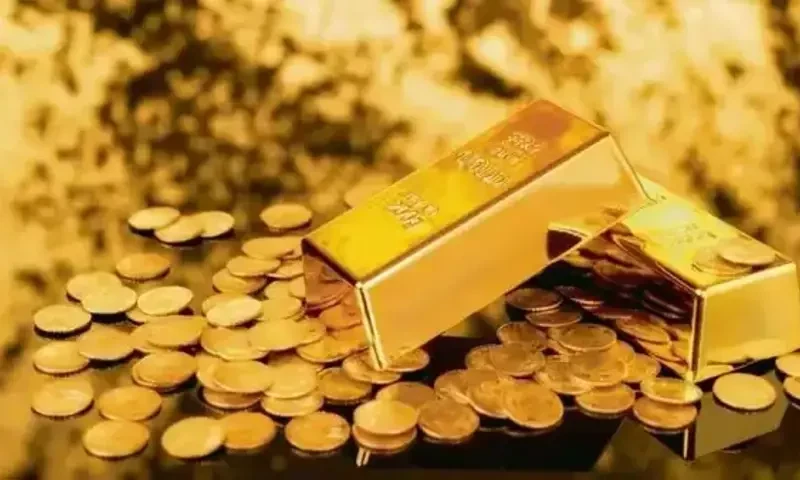 Gold rises by Rs3,800 per tola in Pakistan