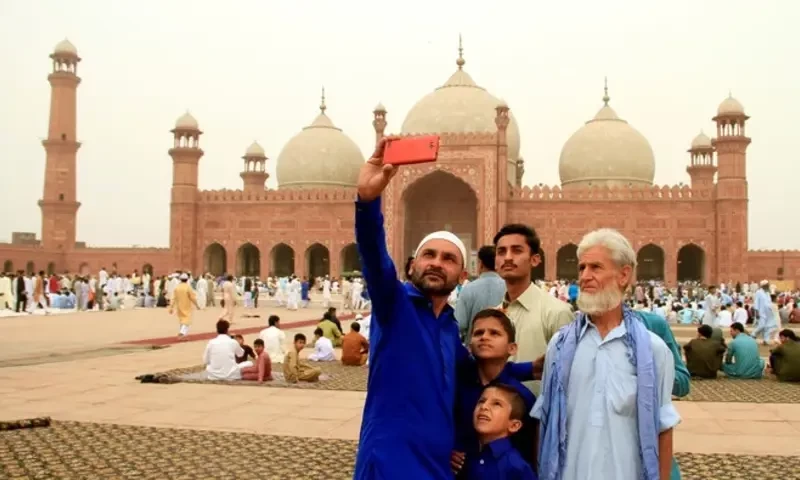 Fact check: Did govt announce four public holidays for Eidul Fitr