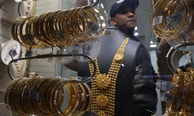 Gold rates increased by Rs2,800