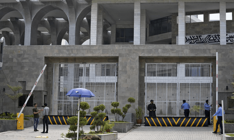 &lsquo;Threatening&rsquo; letters to IHC referred to Tehreek Namoos Pakistan, says FIR