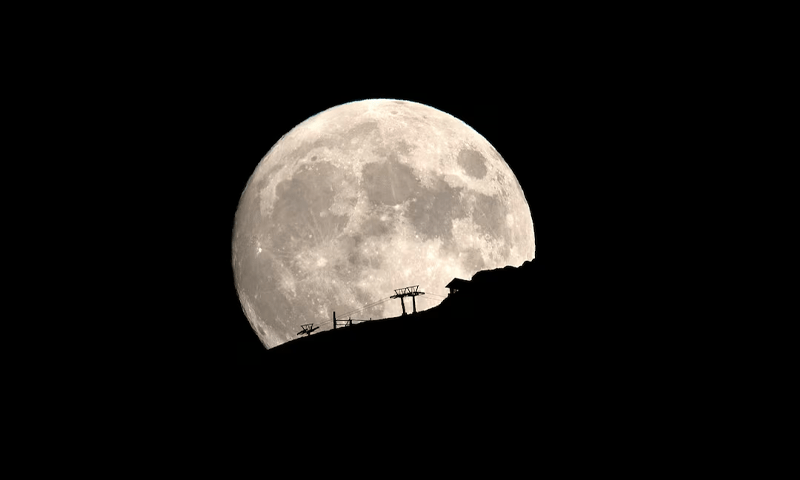 US tells NASA to create time standard for the moon