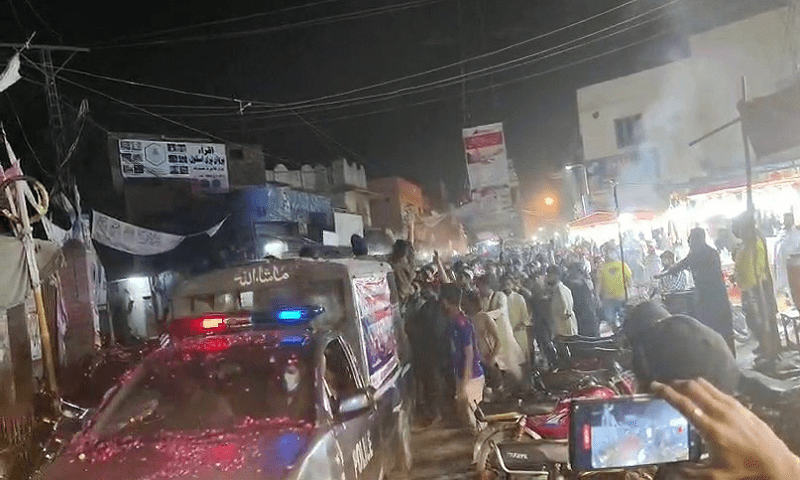 Lahoris celebrate after police kill notorious gang