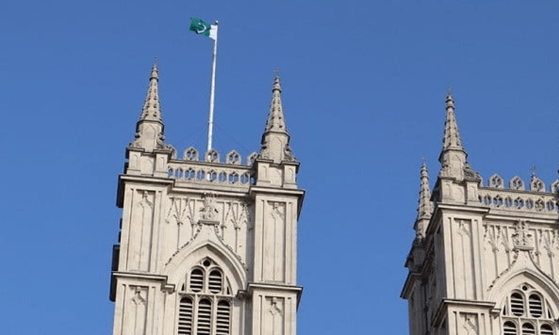 Pakistan flag hoisted on Westminister Abbey for Commonwealth tradition, not Easter: spokesperson
