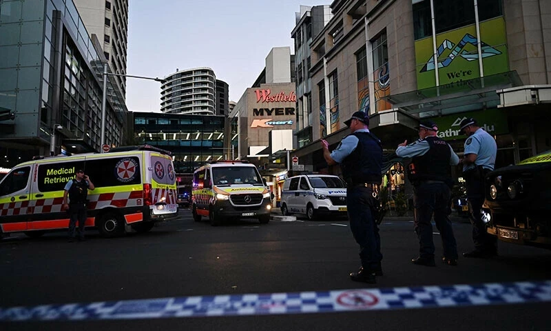 Australia offers French mall stabbing hero citizenship