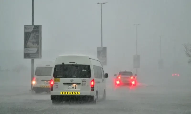Dubai airport diverts flights as &lsquo;exceptional weather&rsquo; hits city