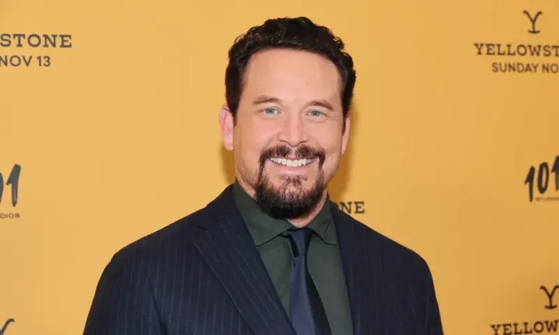 Yellowstone star Cole Hauser Honored as honorary fort worth police officer