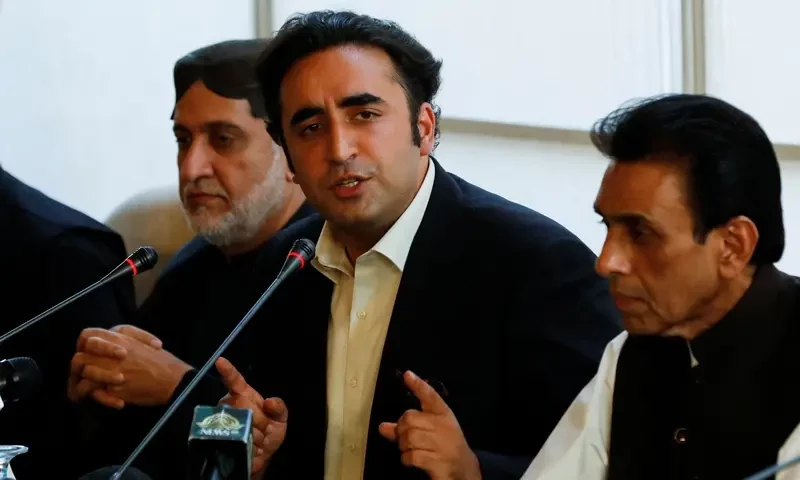 Bilawal demands government hold tripartite dialogue to curb terrorism