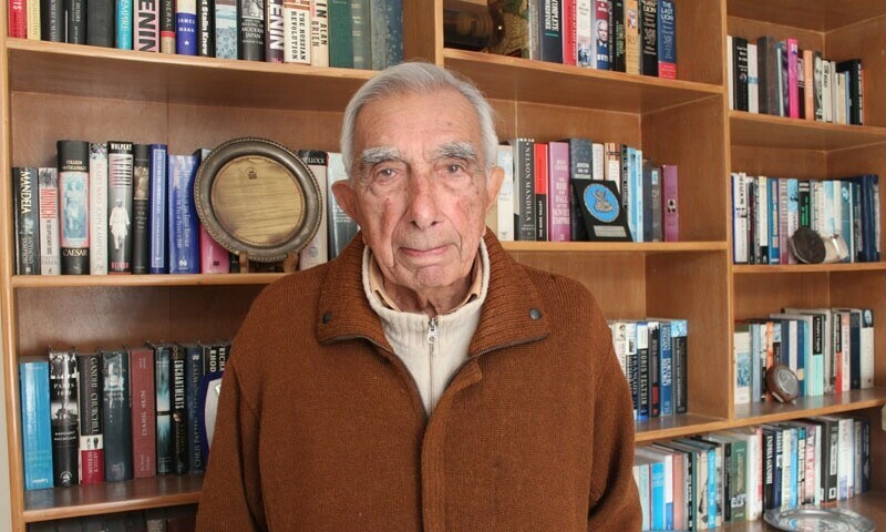 Roedad Khan passes away at 100