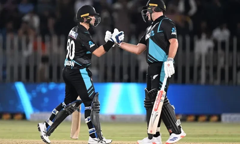 New Zealand overpower Pakistan in third T20I