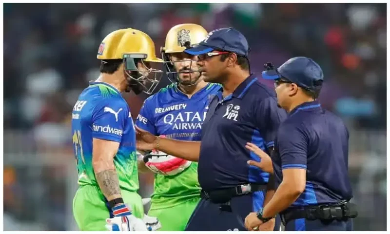 Virat Kohli fights with on-field umpire after dismissal