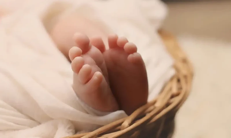 UAE doctors restore vision to baby born without eyesight
