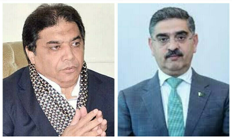 Hanif Abbasi and Anwaar-ul-Haq Kakar get into argument over wheat crisis