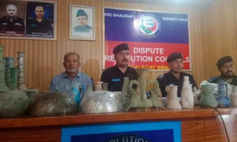 Swat police thwarts smuggling of priceless antiques