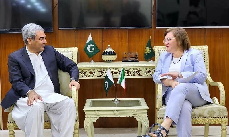Pakistan, Italy to sign anti-human trafficking agreement