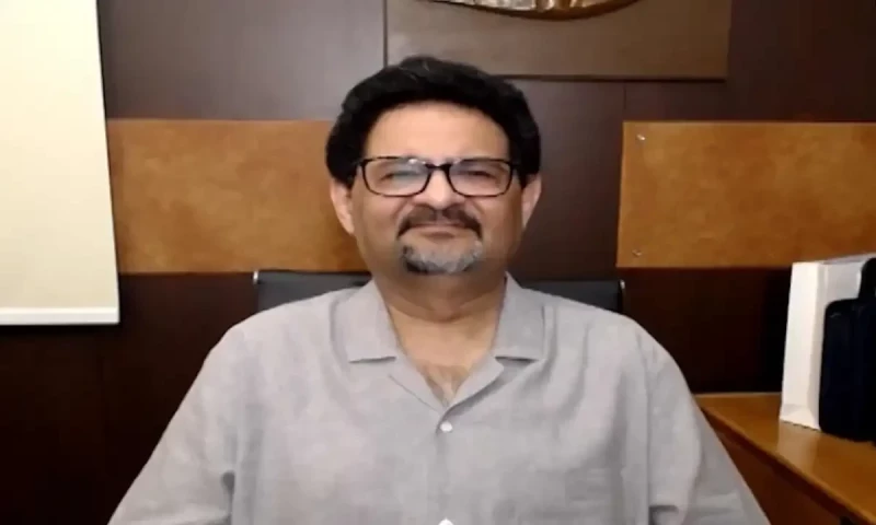 Pakistan should consider making Azad Kashmir a province like India: Miftah