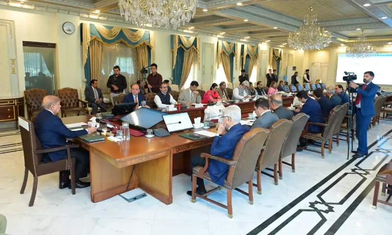 PM Shehbaz orders privatisation of all SOEs sans strategic ones