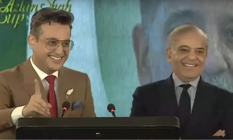 PM Shehbaz couldn&rsquo;t stop laughing when comedian Shafaat Ali mimicked him