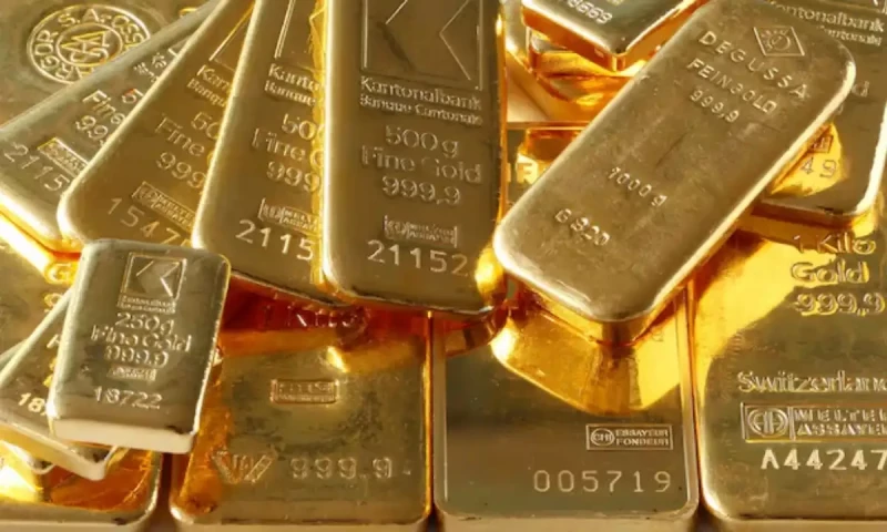 Gold prices rise in national and international markets