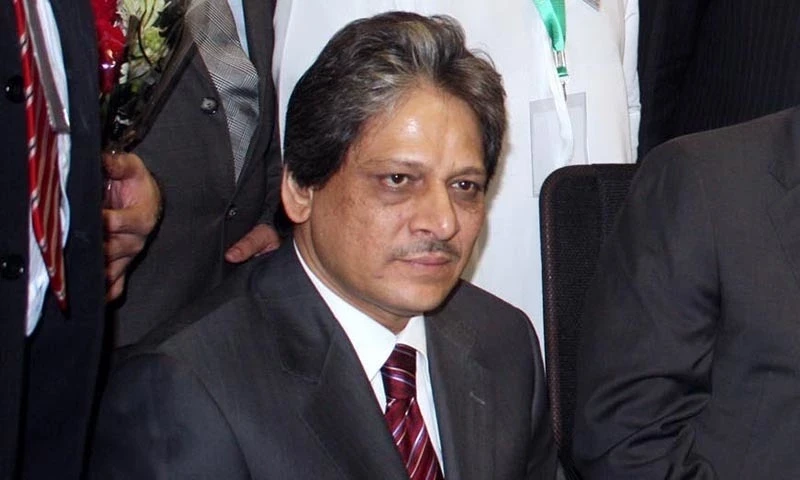 Former Sindh governor Ishratul Ibad hints at re-entering active politics